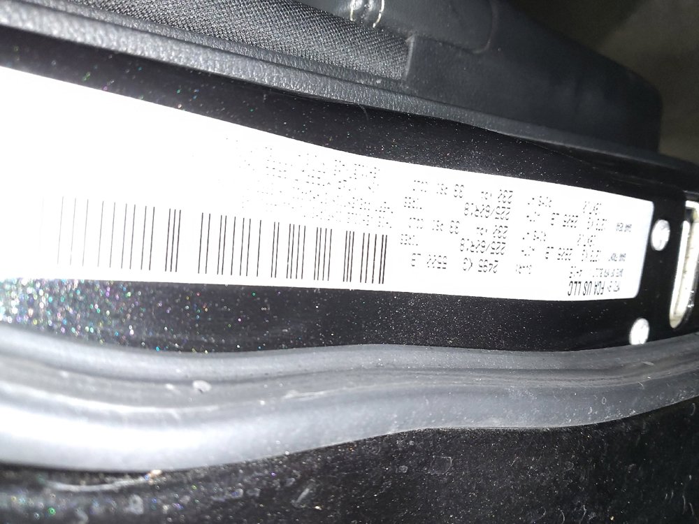 Used 2015 Jeep Cherokee Latitude w/ Cold Weather Group image 33