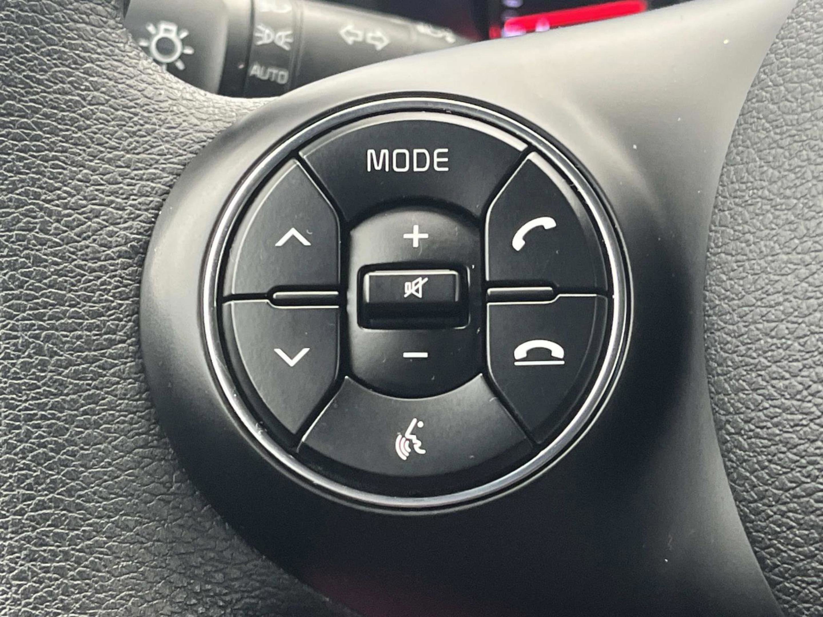 Used 2022 Kia Soul LX image 24