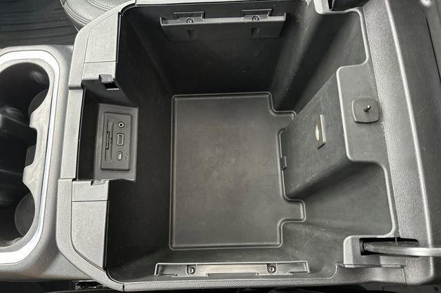 Used 2020 GMC Sierra 3500 Denali w/ Denali Ultimate Package image 32