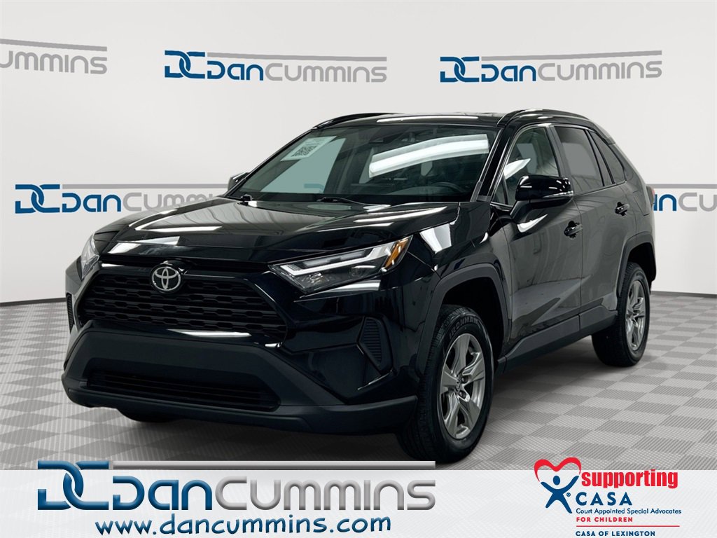 Used 2023 Toyota RAV4 XLE image 1