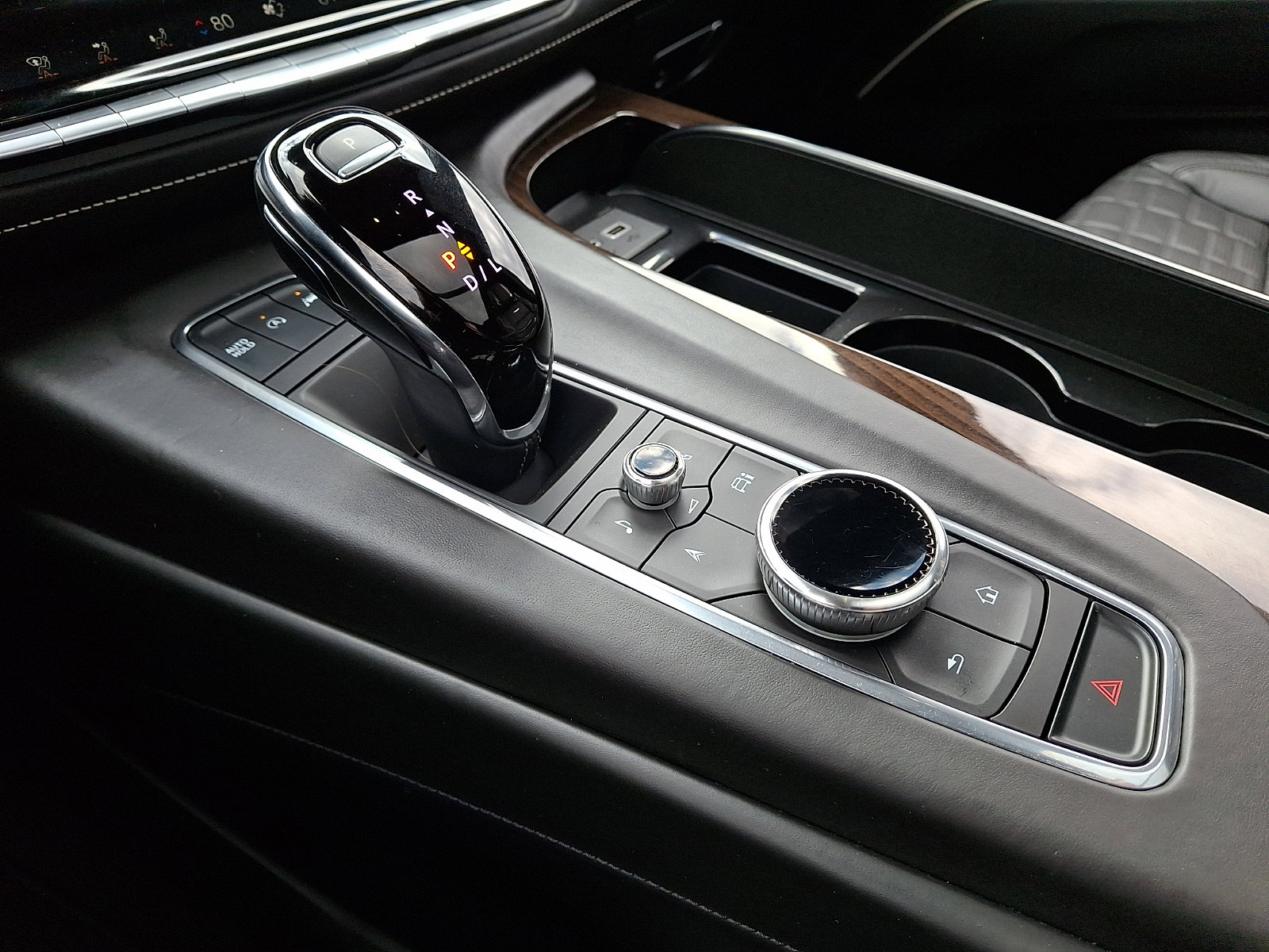 Used 2023 Cadillac Escalade Sport Platinum image 17