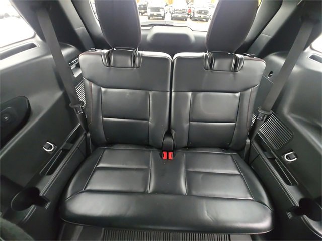 Used 2025 Ford Explorer ST image 16