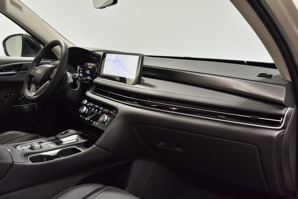 New 2026 INFINITI QX60 Luxe w/ Family Package image 15