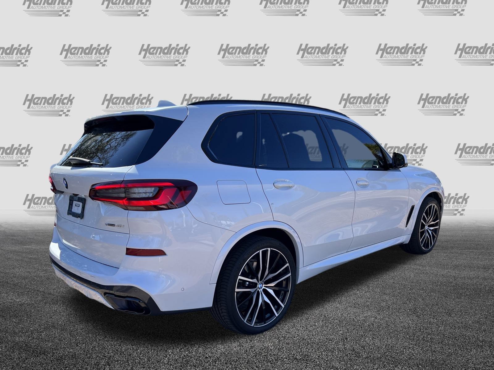 Certified 2022 BMW X5 sDrive40i w/ M Sport Package image 10