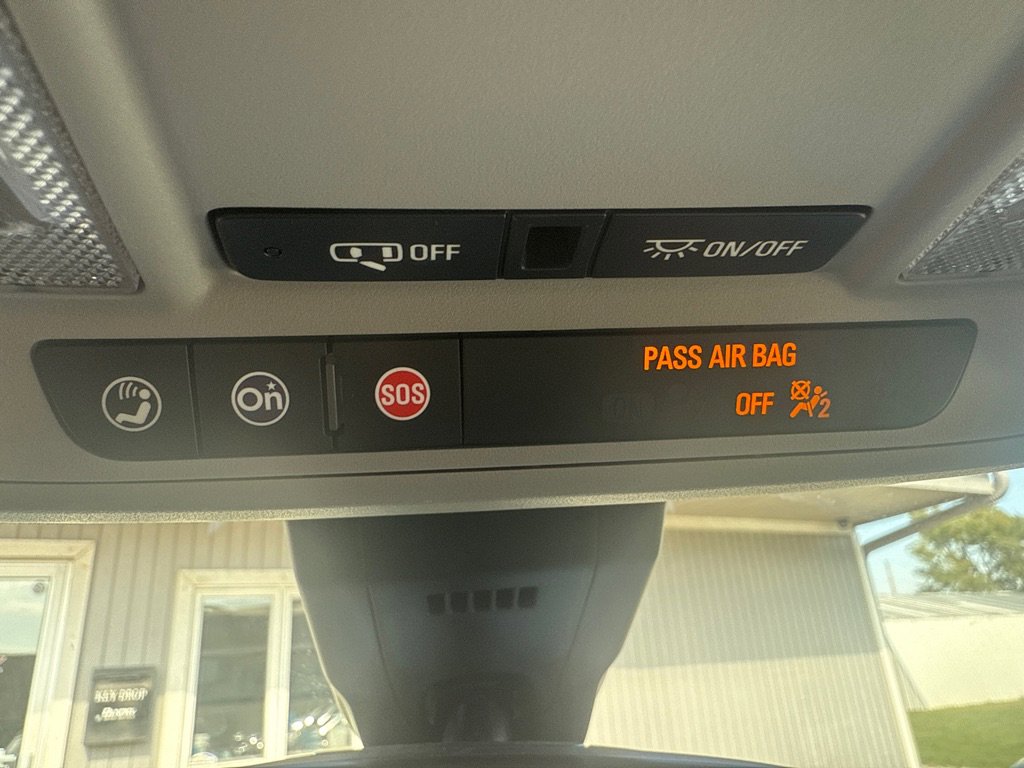 Used 2024 Chevrolet Equinox LT image 34