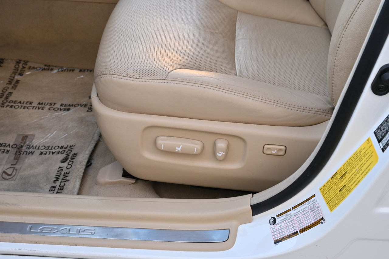 Used 2005 Lexus ES 330 image 23