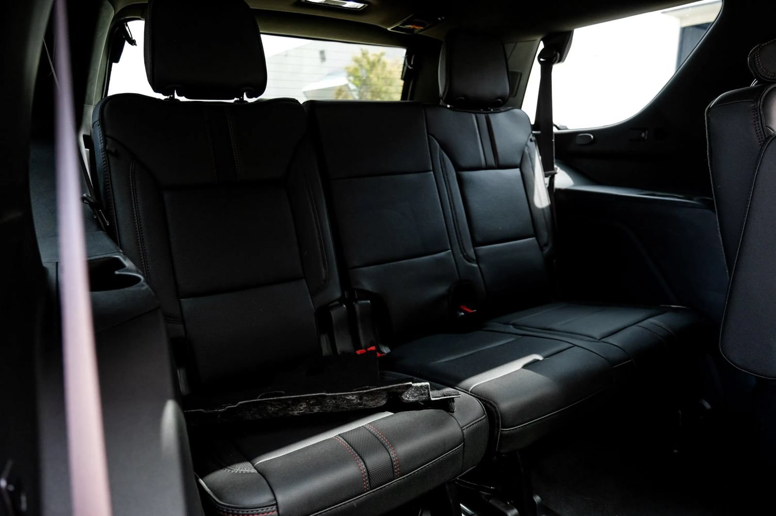 Used 2023 Chevrolet Tahoe RST w/ Luxury Package AWD/4WD image 50