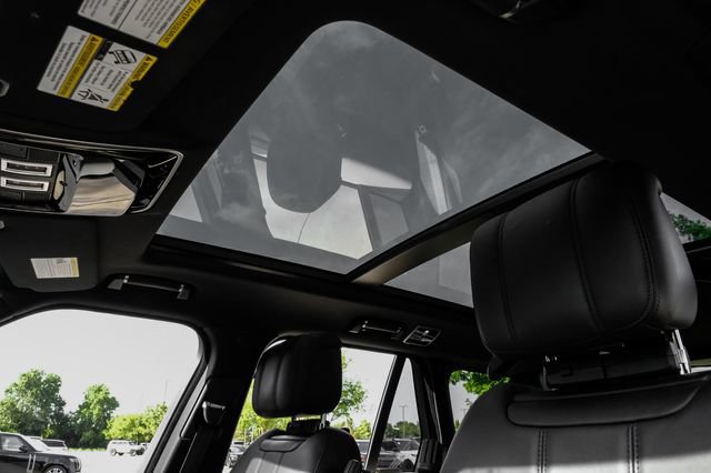 Used 2019 Land Rover Range Rover Supercharged AWD/4WD image 5