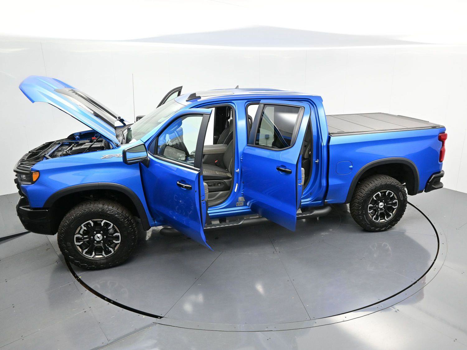 Used 2025 Chevrolet Silverado 1500 ZR2 w/ Technology Package image 44