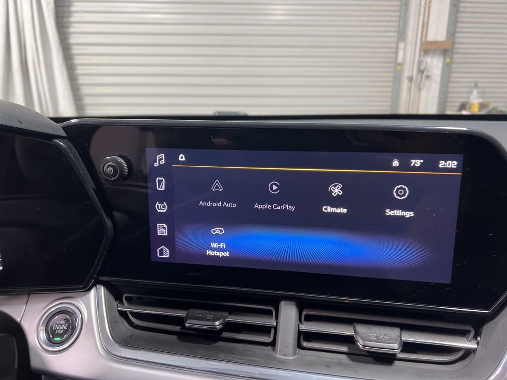 Used 2025 Chevrolet Trax LT image 30