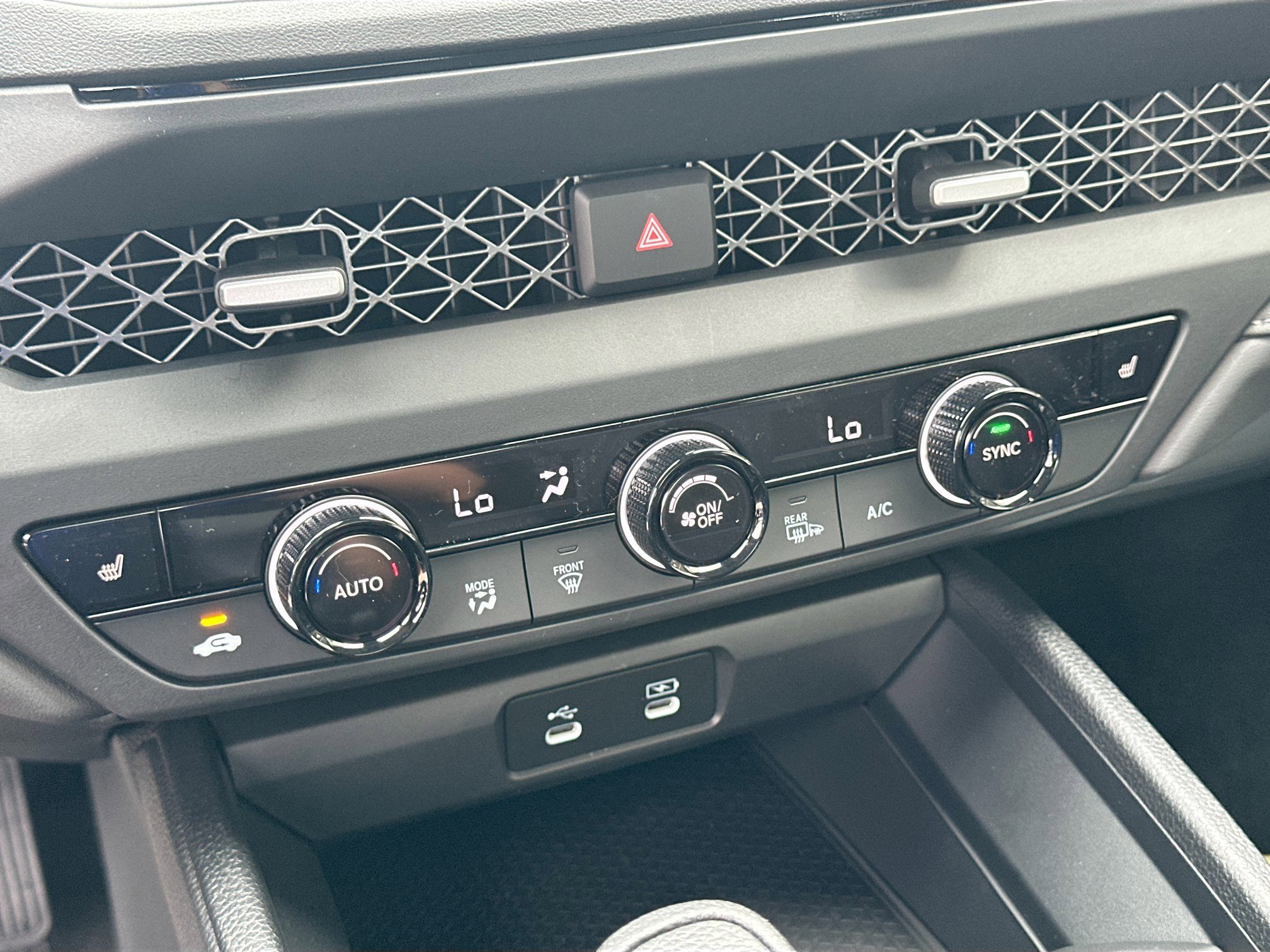 New 2025 Honda Accord SE image 12