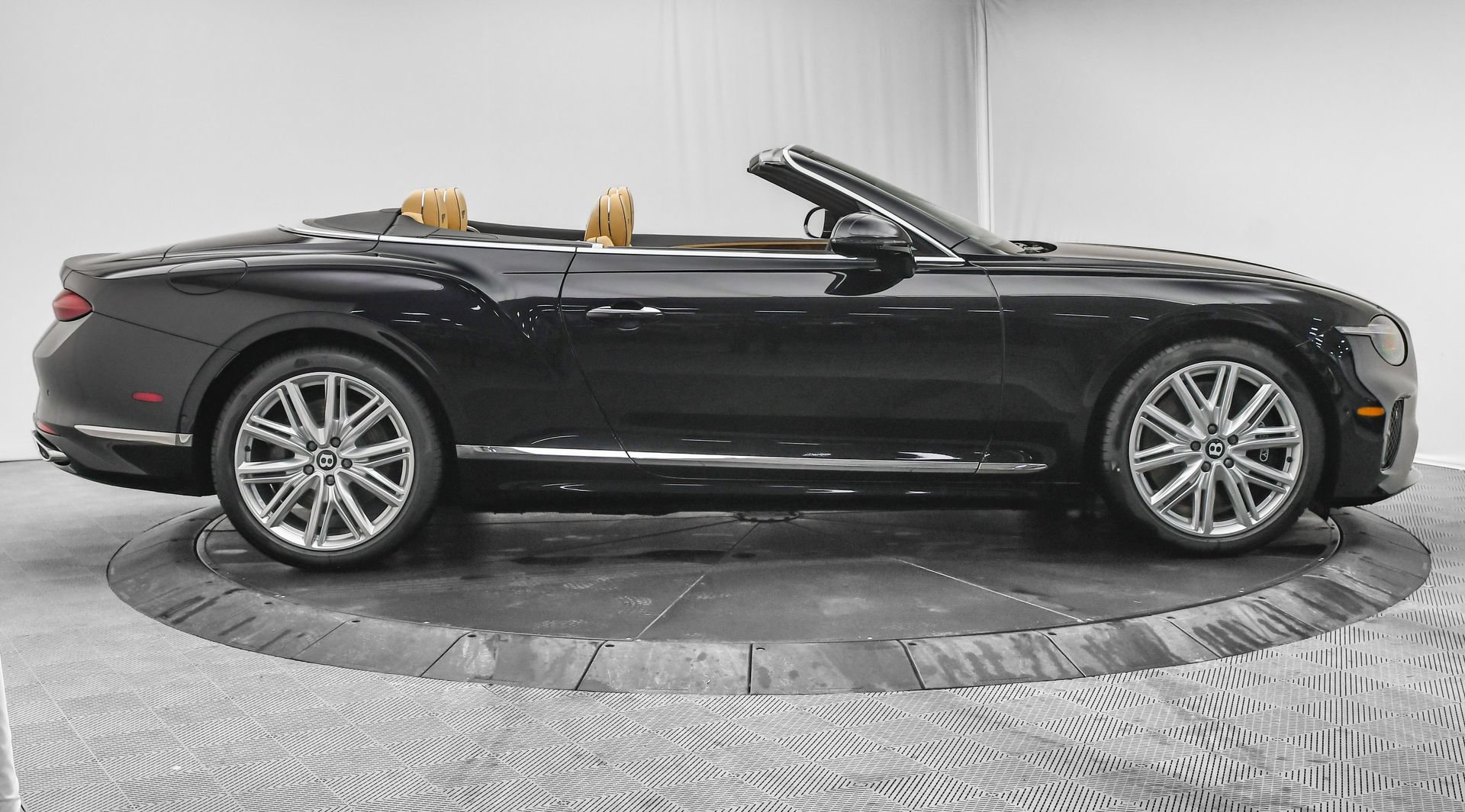 New 2026 Bentley Continental GT AWD/4WD image 5