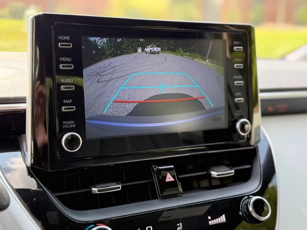Used 2020 Toyota Corolla SE FWD image 20