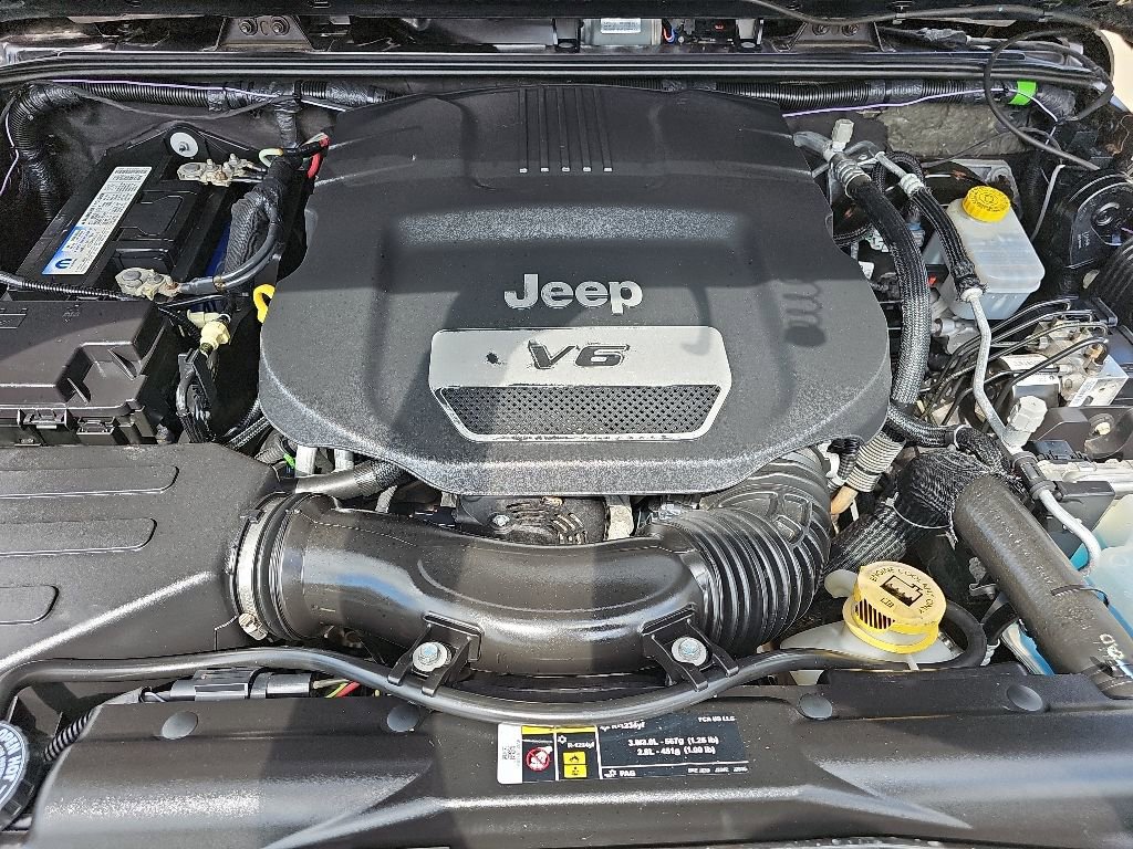 Certified 2018 Jeep Wrangler Unlimited Sport S AWD/4WD image 28