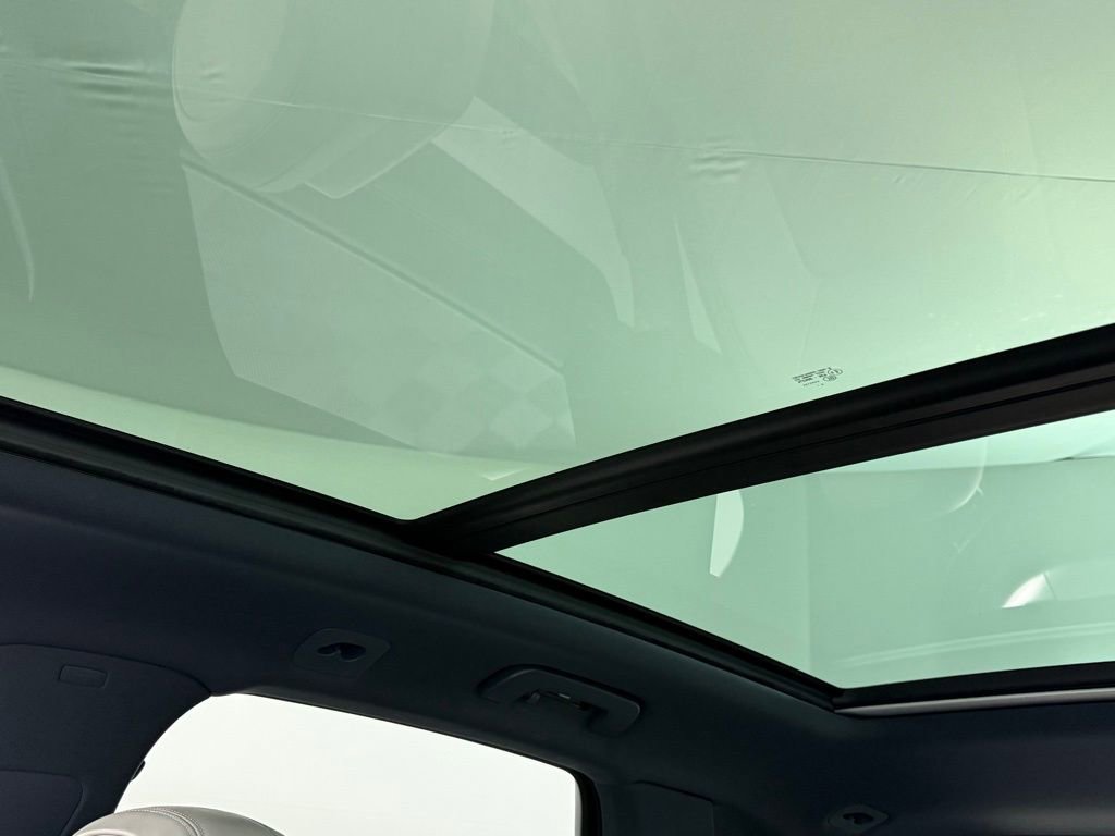 Certified 2021 Porsche Cayenne image 28