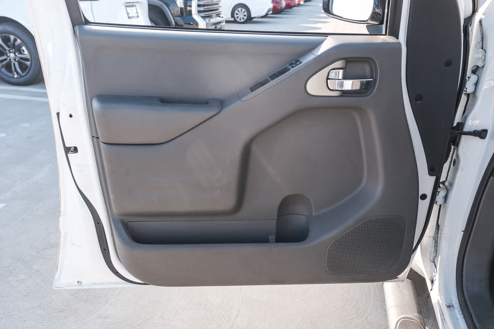 Used 2021 Nissan Frontier SV w/ Midnight Edition Floor Mats RWD image 22