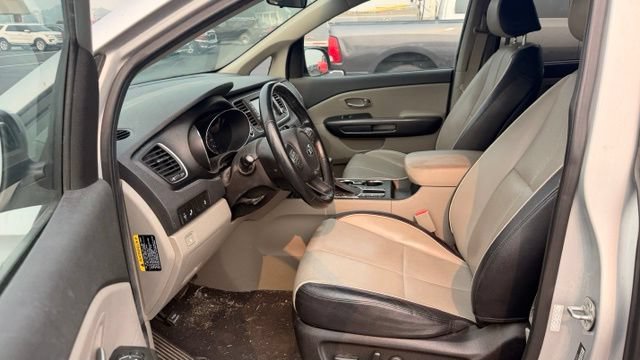 Used 2021 Kia Sedona EX FWD image 13