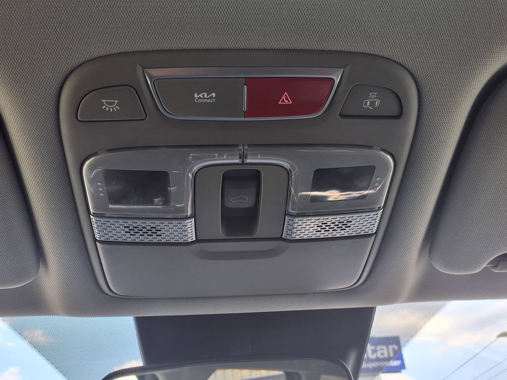 Used 2025 Kia Telluride S FWD image 36