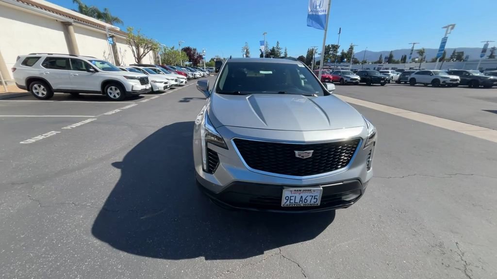 Used 2023 Cadillac XT4 Sport AWD/4WD image 3