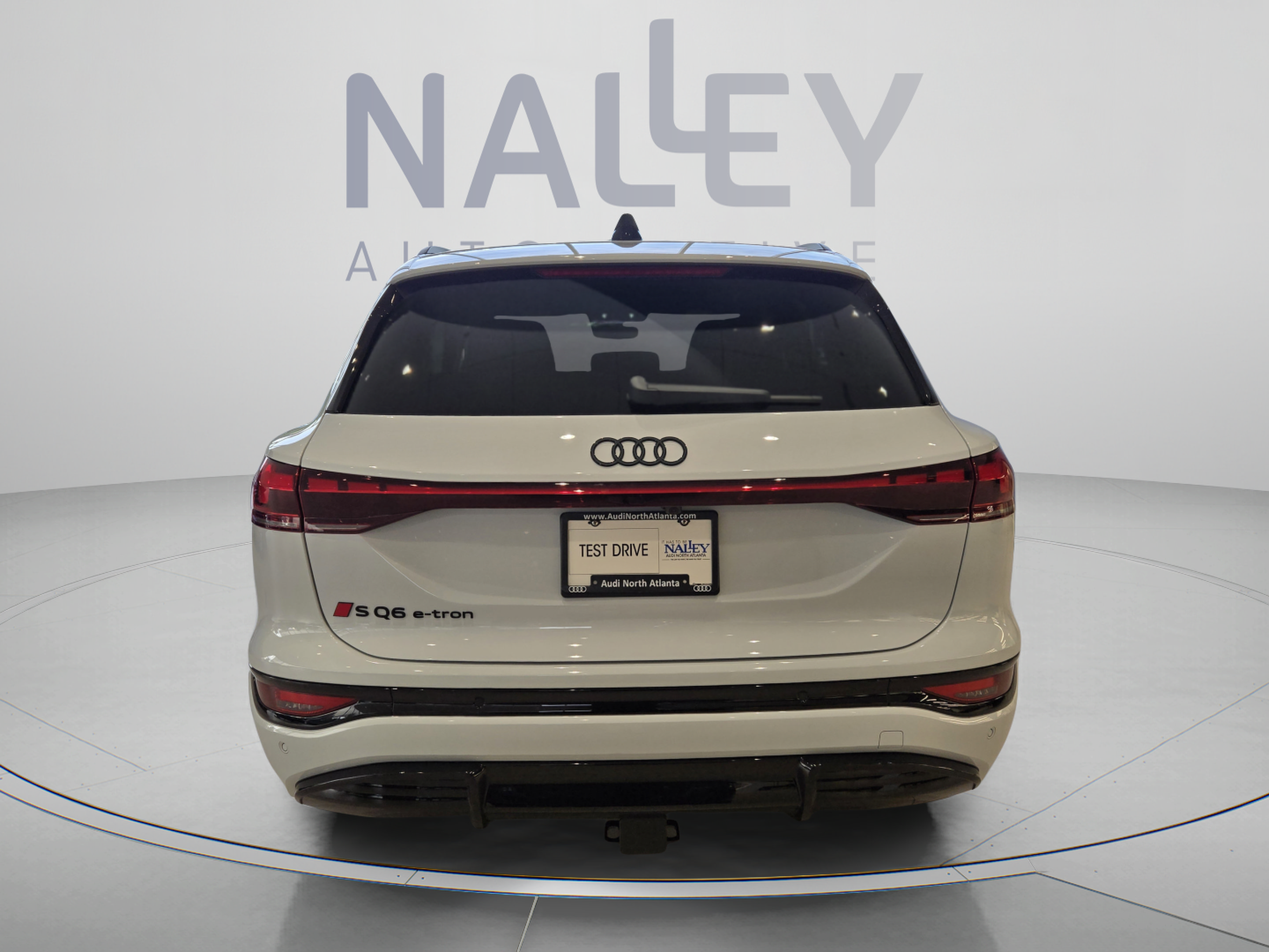 New 2027 Audi SQ6 e-tron Premium Plus AWD/4WD image 4