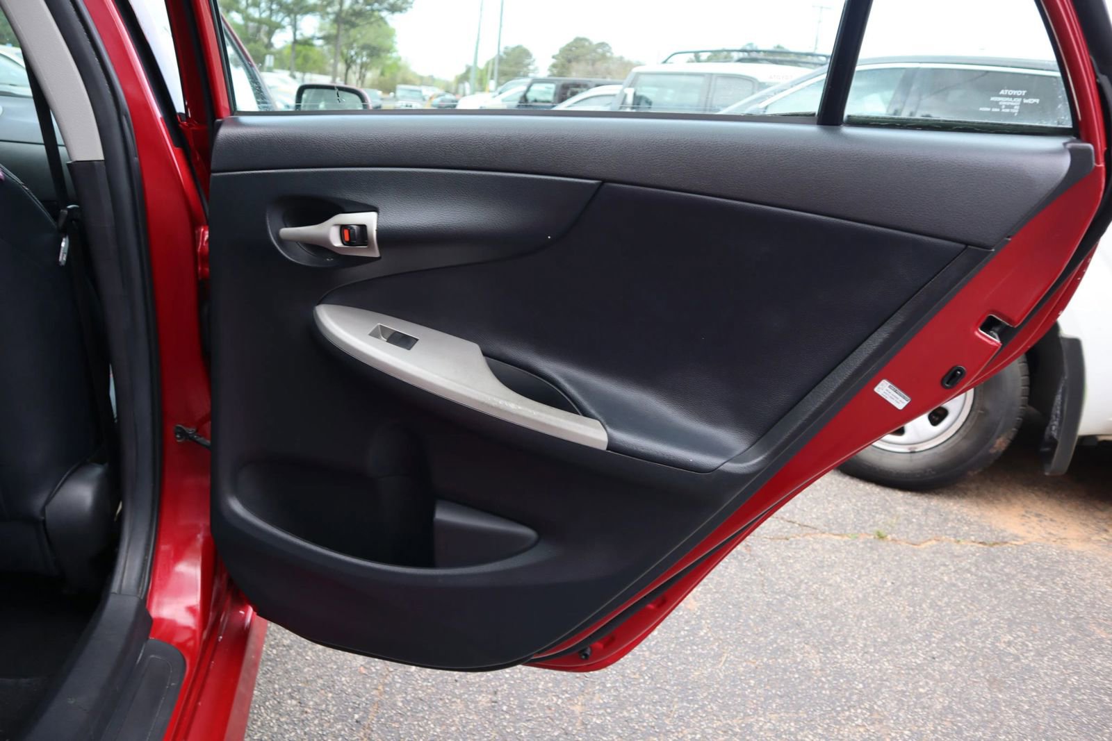 Used 2012 Toyota Corolla S image 20