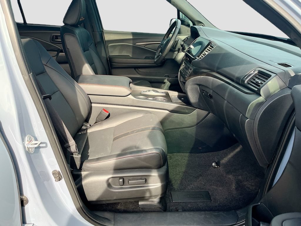Used 2025 Honda Ridgeline TrailSport image 29