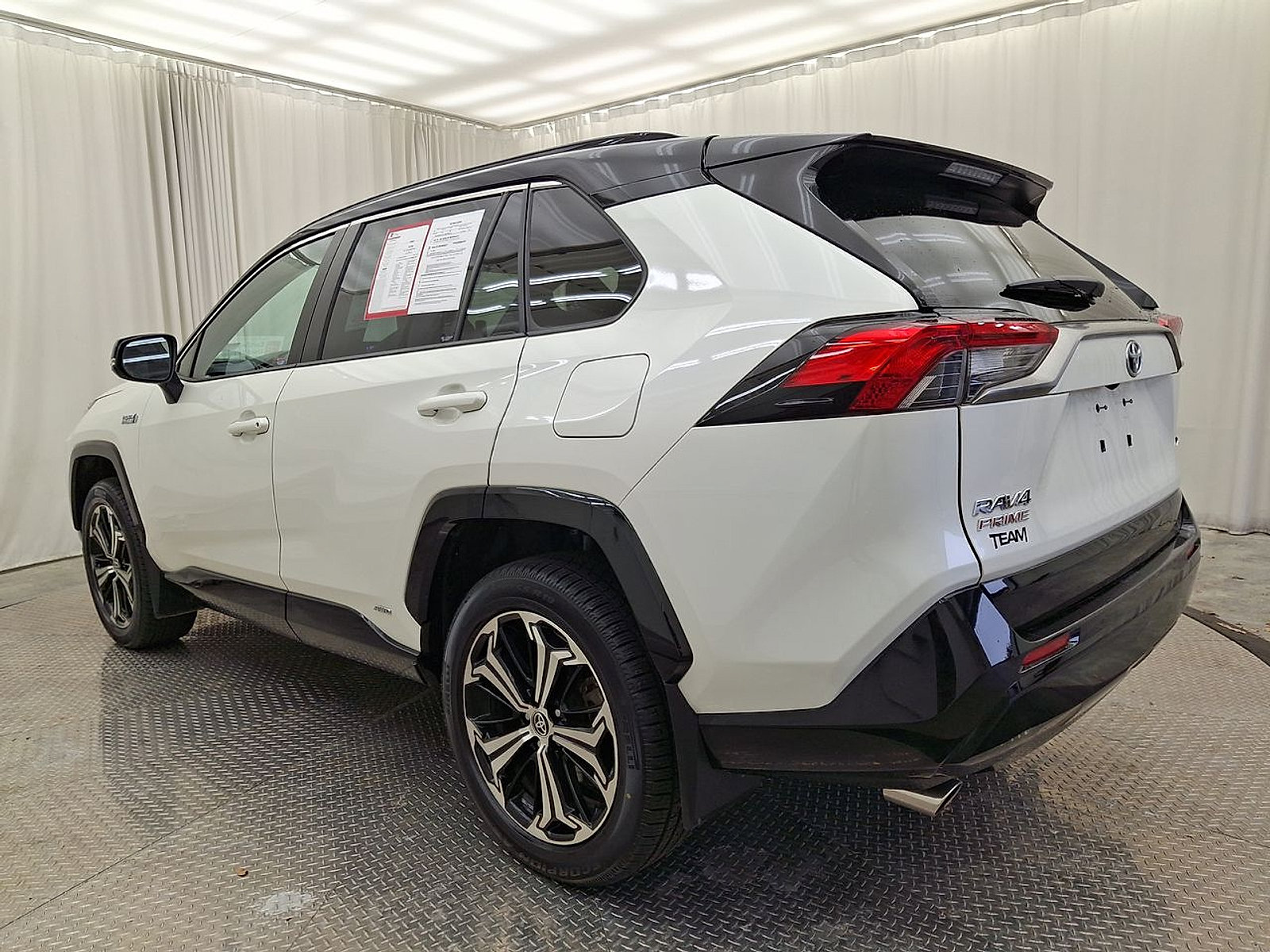 Certified 2021 Toyota RAV4 XSE w/ Weather Package AWD/4WD image 22