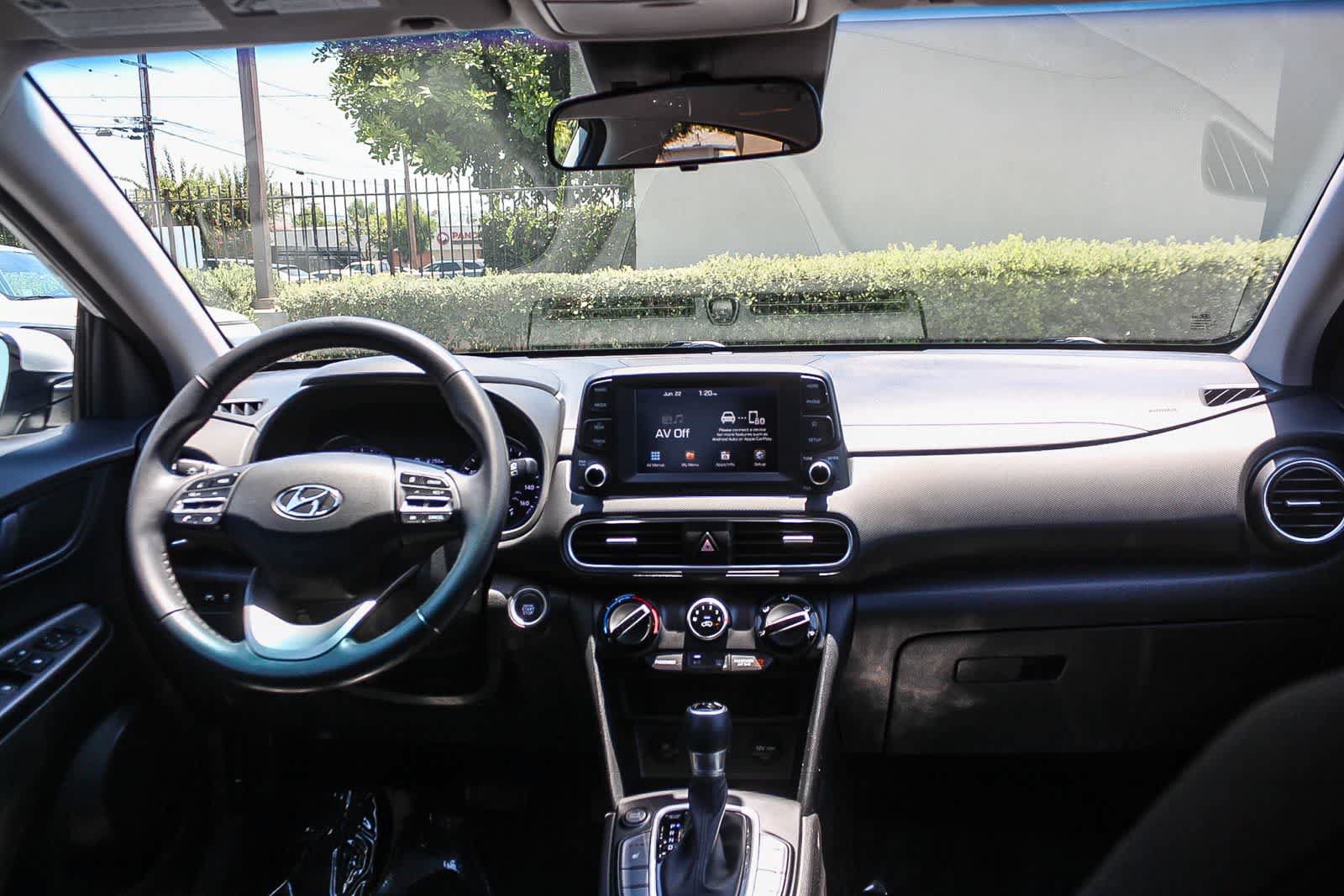 Used 2020 Hyundai Kona SEL FWD image 14