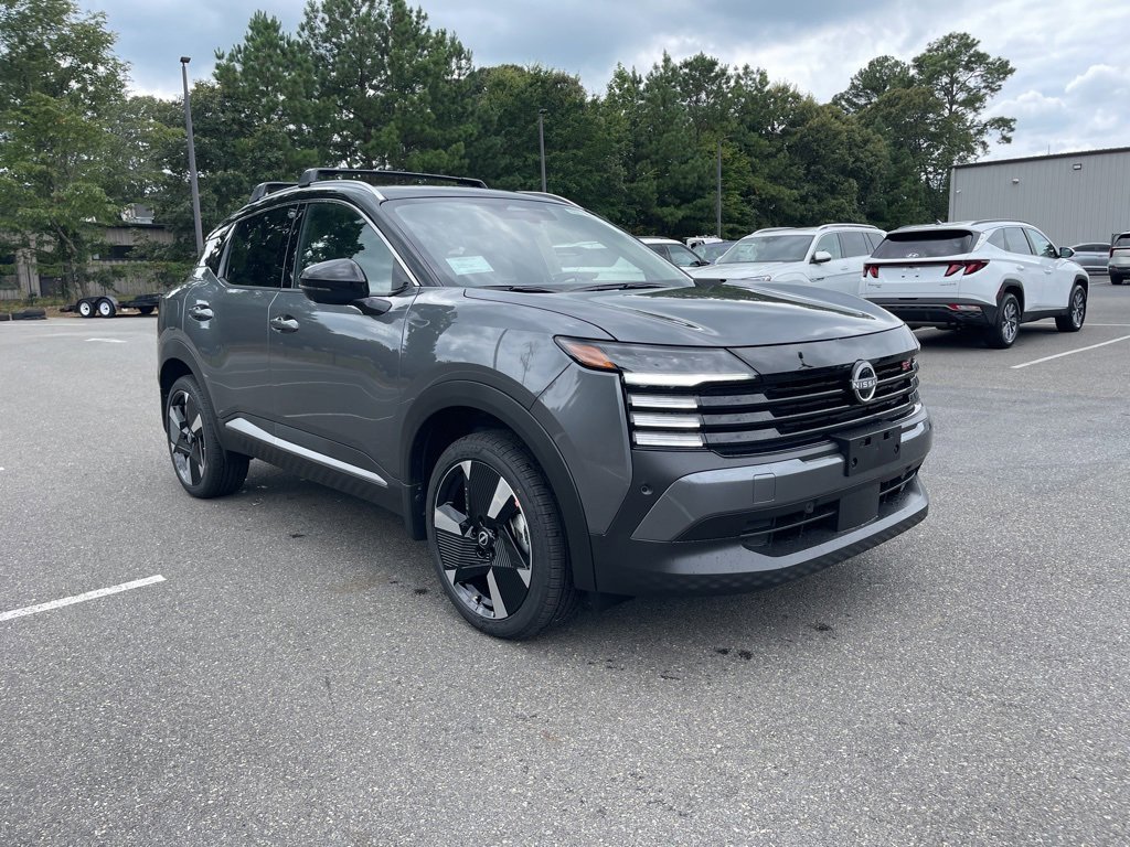 New 2025 Nissan Kicks SR w/ Illumination Package image 4