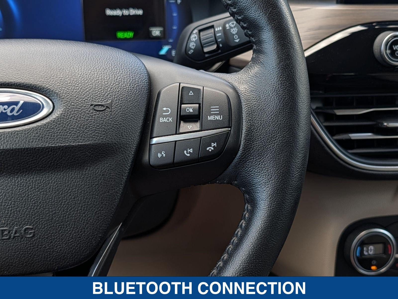 Used 2020 Ford Escape Titanium FWD image 27