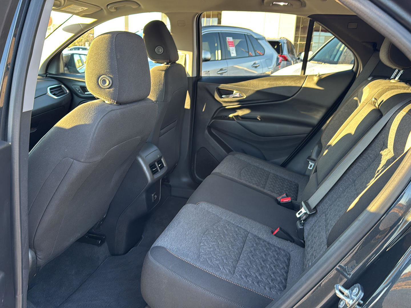 Used 2023 Chevrolet Equinox LT image 9