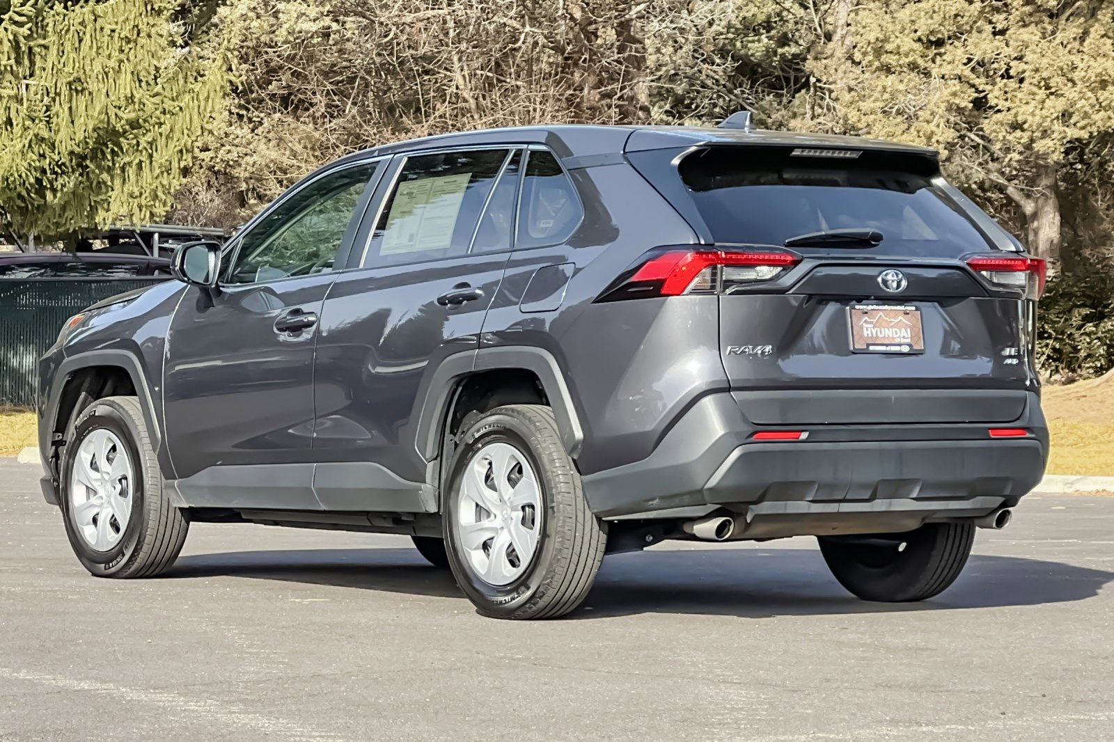 Used 2024 Toyota RAV4 LE image 6