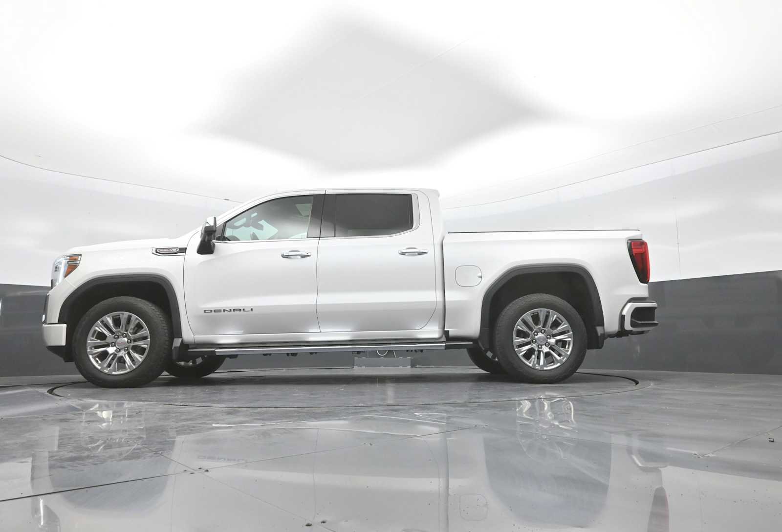 Used 2021 GMC Sierra 1500 Denali w/ Driver Alert Package II AWD/4WD image 49