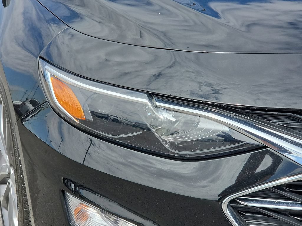Used 2025 Chevrolet Malibu LT FWD image 7
