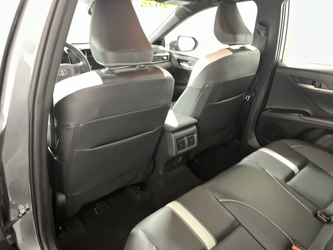 Used 2025 Toyota Camry SE FWD image 24
