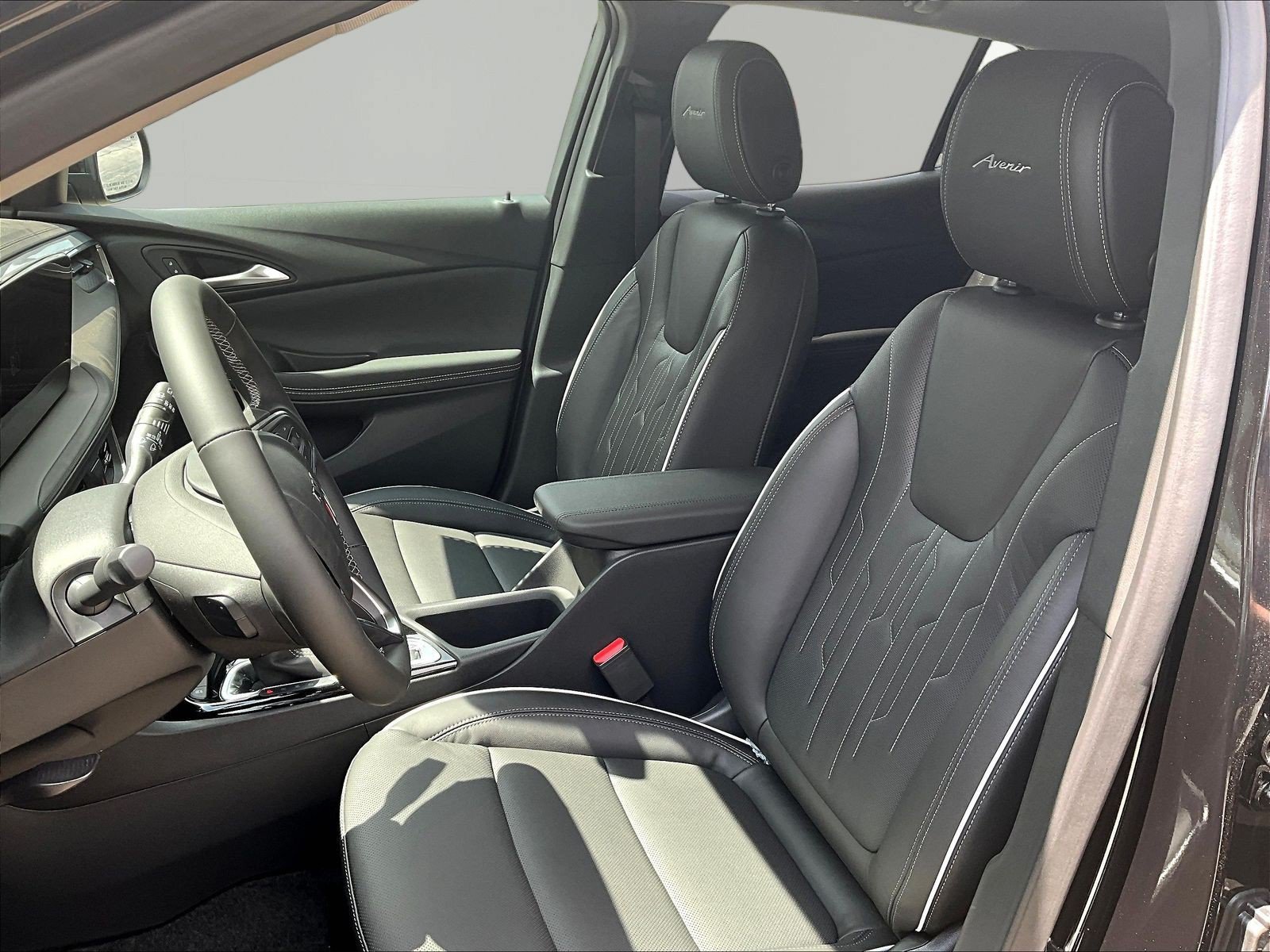 New 2026 Buick Encore GX Avenir w/ Avenir Technology Package AWD/4WD image 17