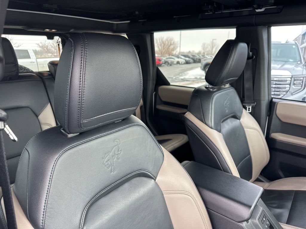 Used 2022 Ford Bronco Wildtrak image 29