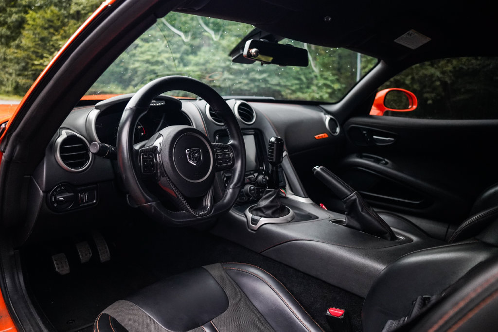 Used 2014 SRT Viper SRT-10 RWD image 27