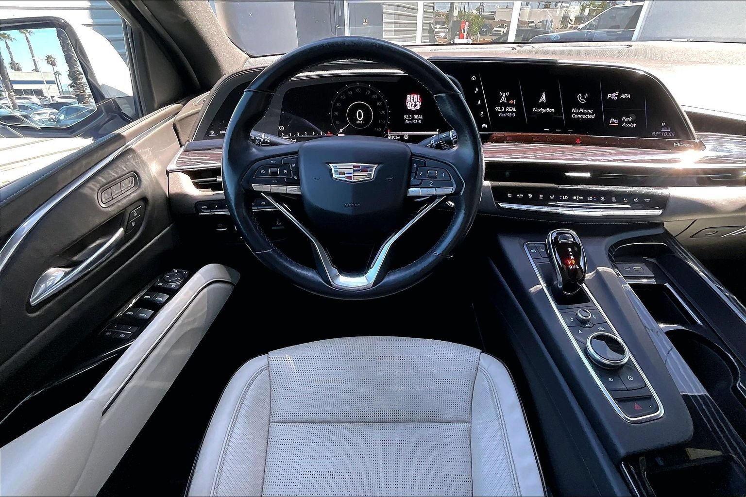 Used 2021 Cadillac Escalade ESV Sport w/ Driver Assist Tech Package AWD/4WD image 5