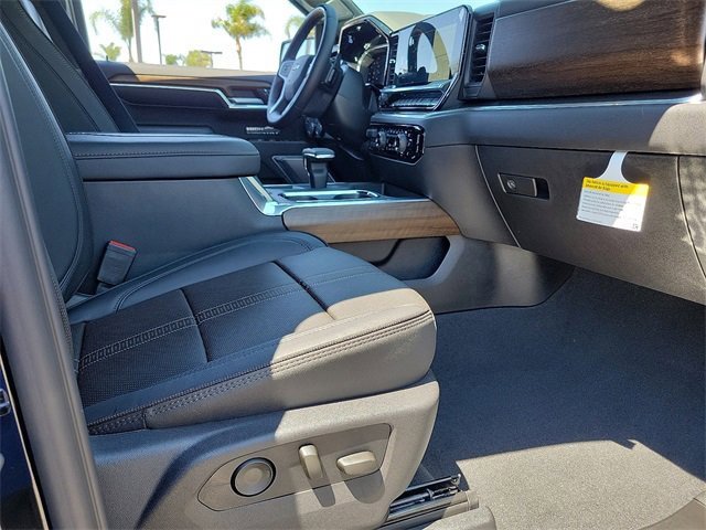 New 2026 Chevrolet Silverado 1500 High Country w/ Technology Package image 16