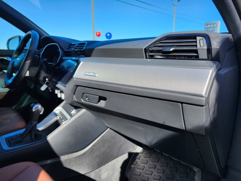 Certified 2022 Audi Q3 2.0T Premium Plus image 13