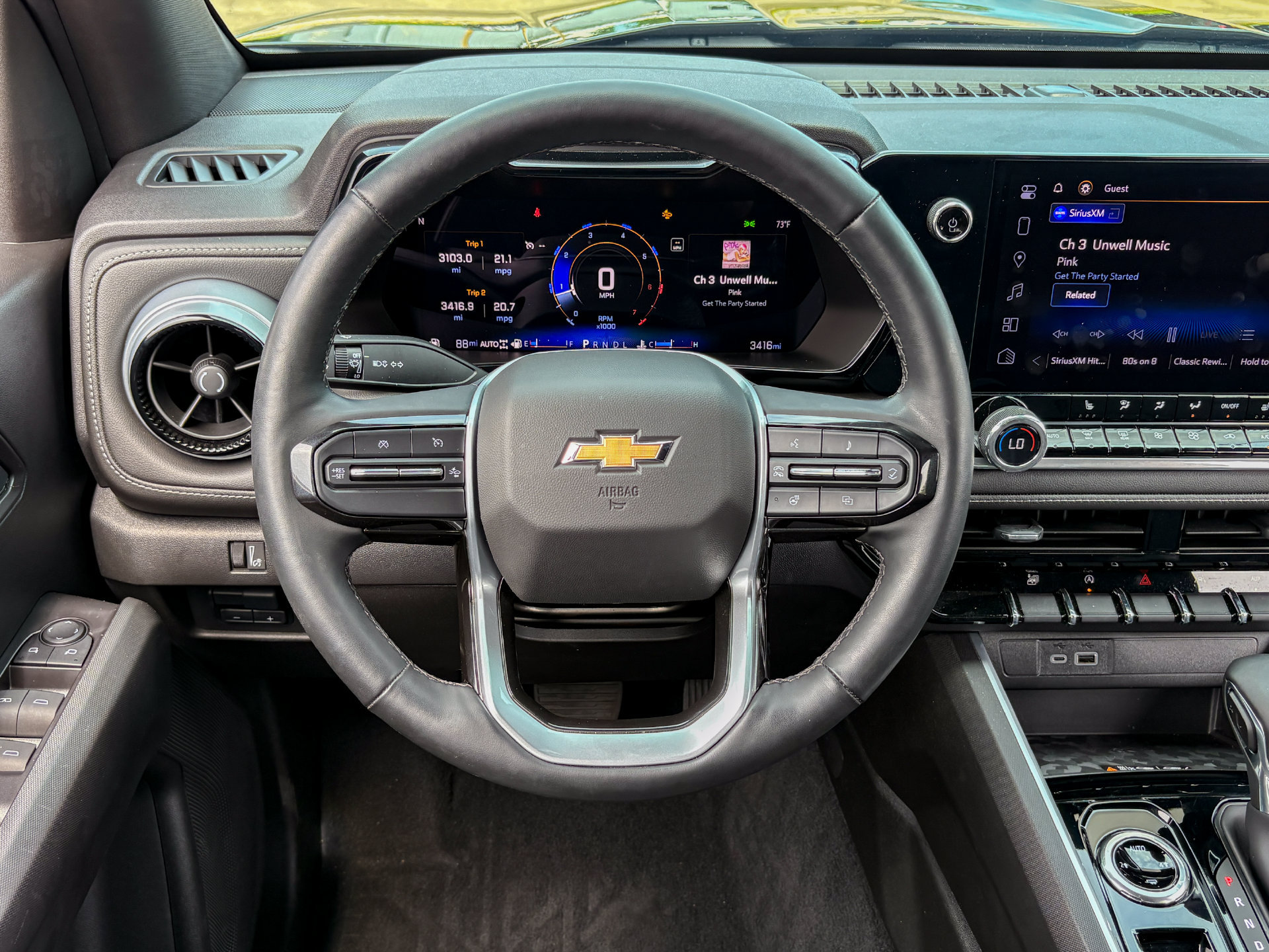 Used 2024 Chevrolet Colorado LT w/ LT Convenience Package III AWD/4WD image 16