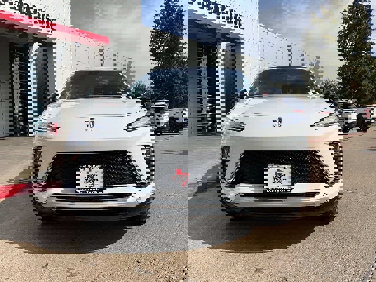 Used 2025 Buick Envista Sport Touring image 4