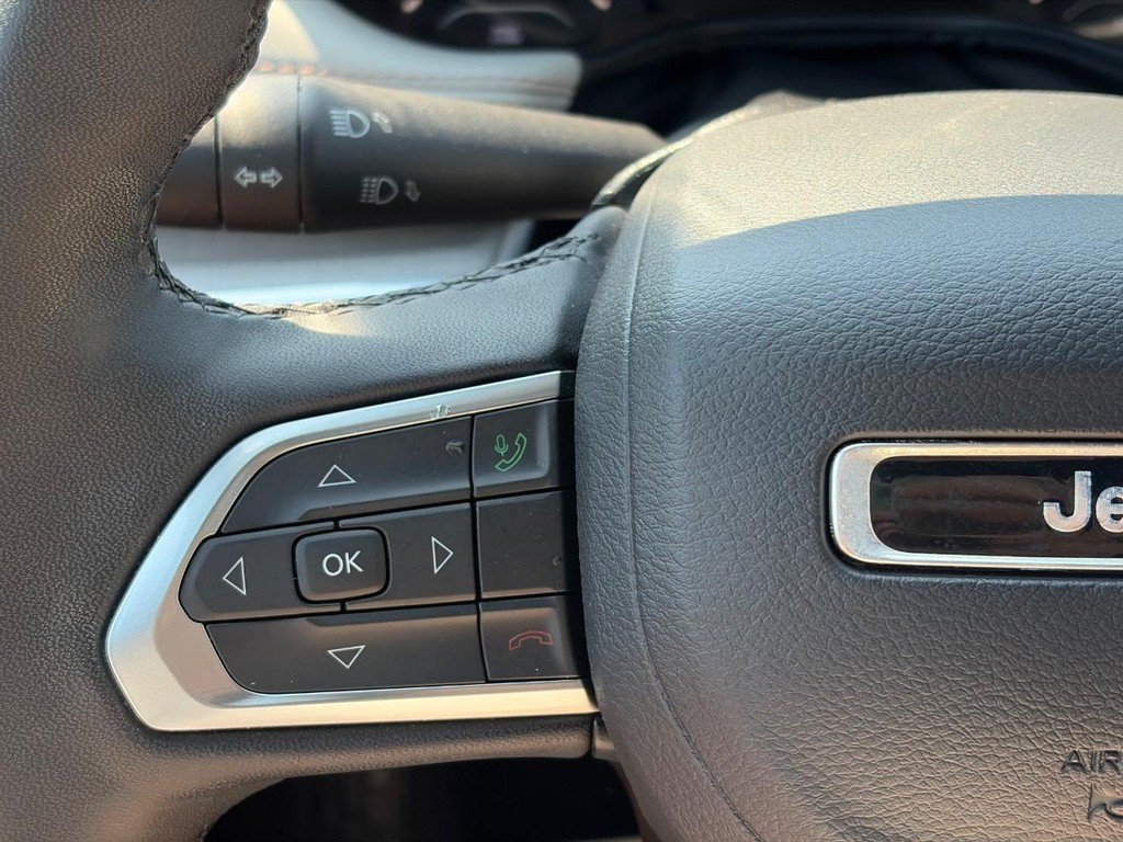Used 2024 Jeep Compass Limited AWD/4WD image 23