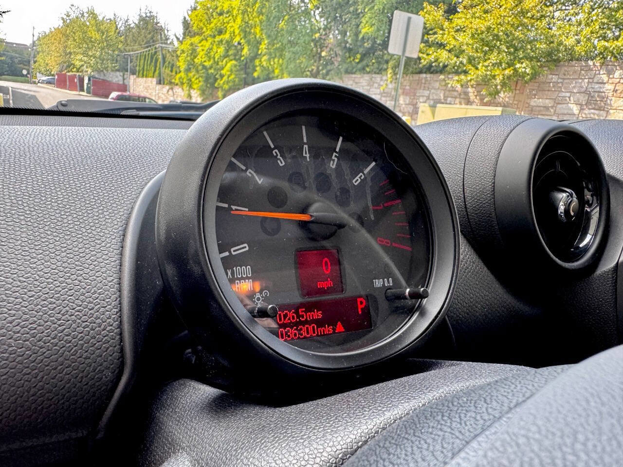 Used 2015 MINI Cooper Paceman image 22