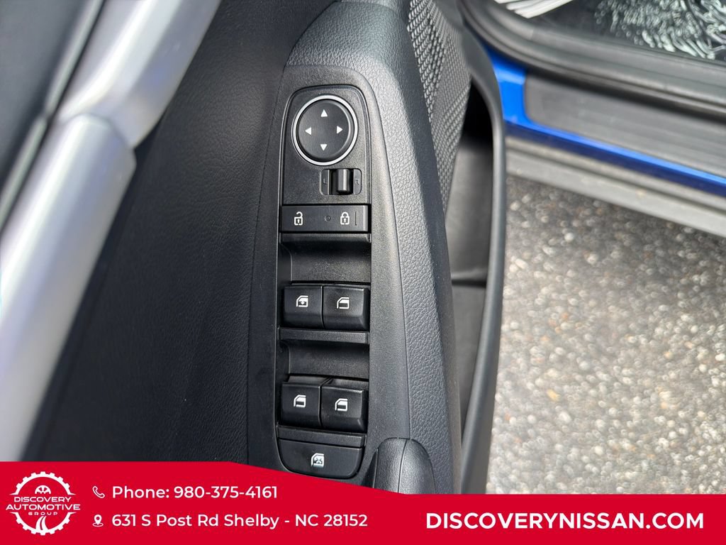 Used 2023 Kia Seltos LX AWD/4WD image 11