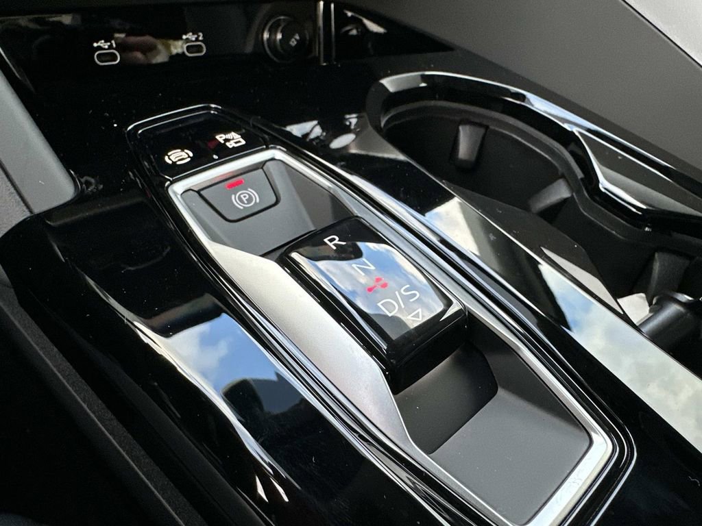 New 2025 Audi Q5 Premium Plus image 23