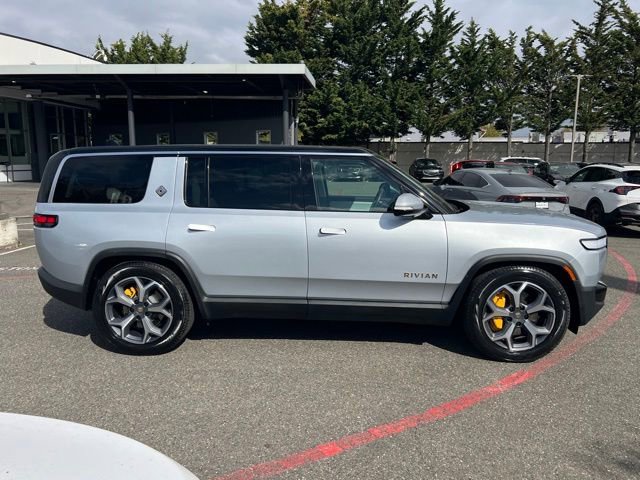 Used 2023 Rivian R1S Adventure image 6