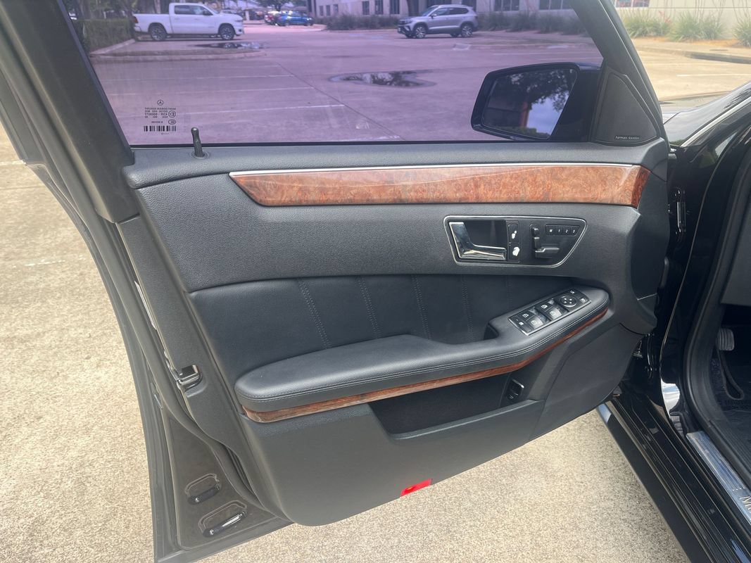 Used 2010 Mercedes-Benz E 350 Sedan image 13