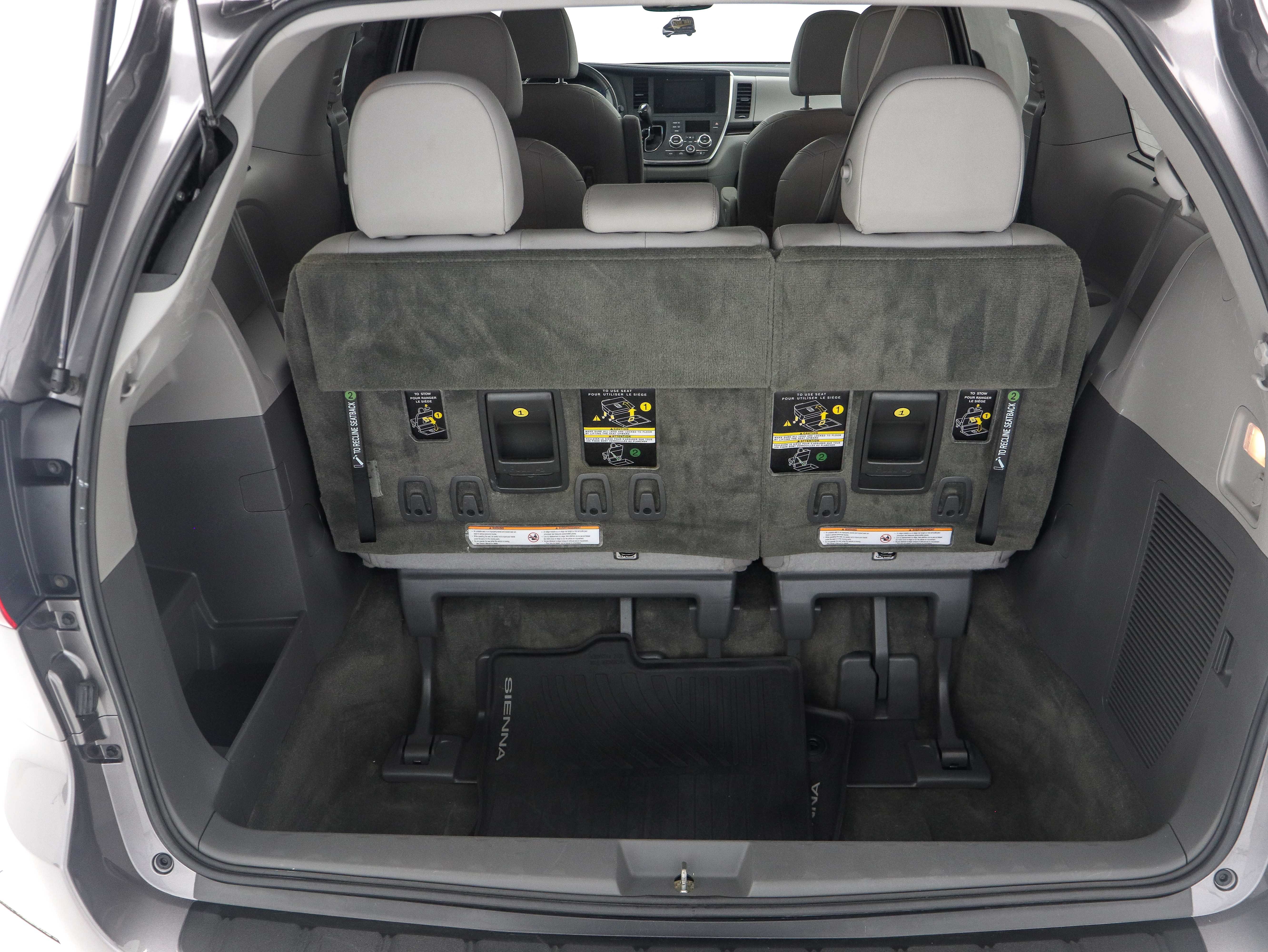 Used 2017 Toyota Sienna XLE AWD/4WD image 12